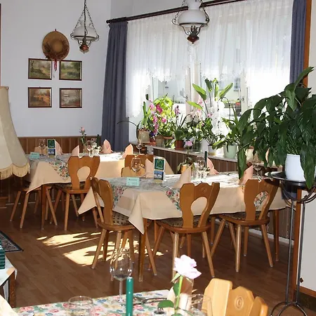 Отель Hubertushof 3*